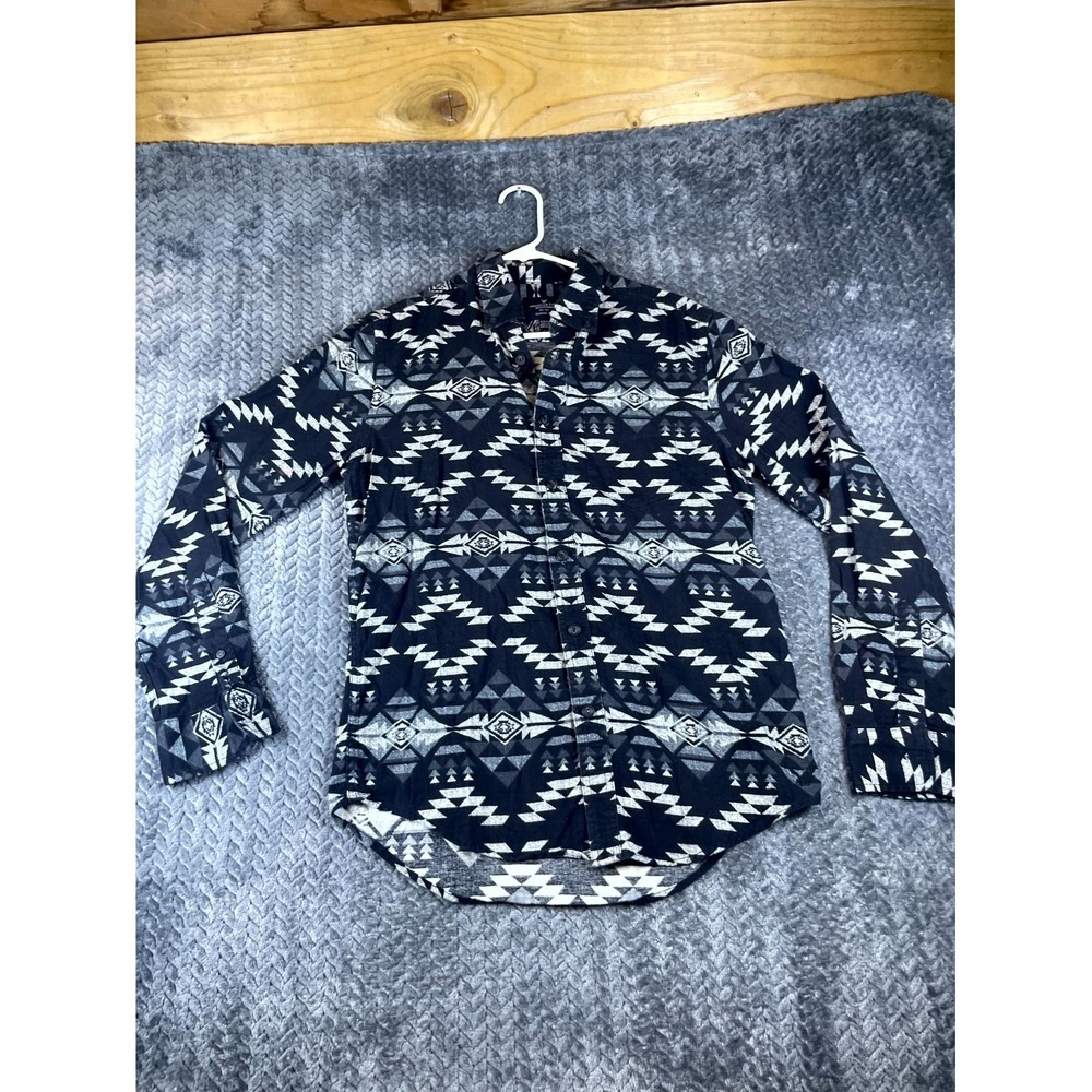 American Eagle Outfitters Shirt Mens Small Black White Aztec Print Button Down